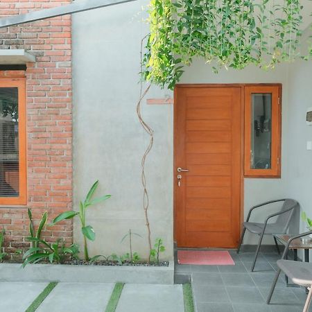 Andewi Guest House Denpasar Redpartner - Minimum Stay 30 Nights Sanur  Exterior photo